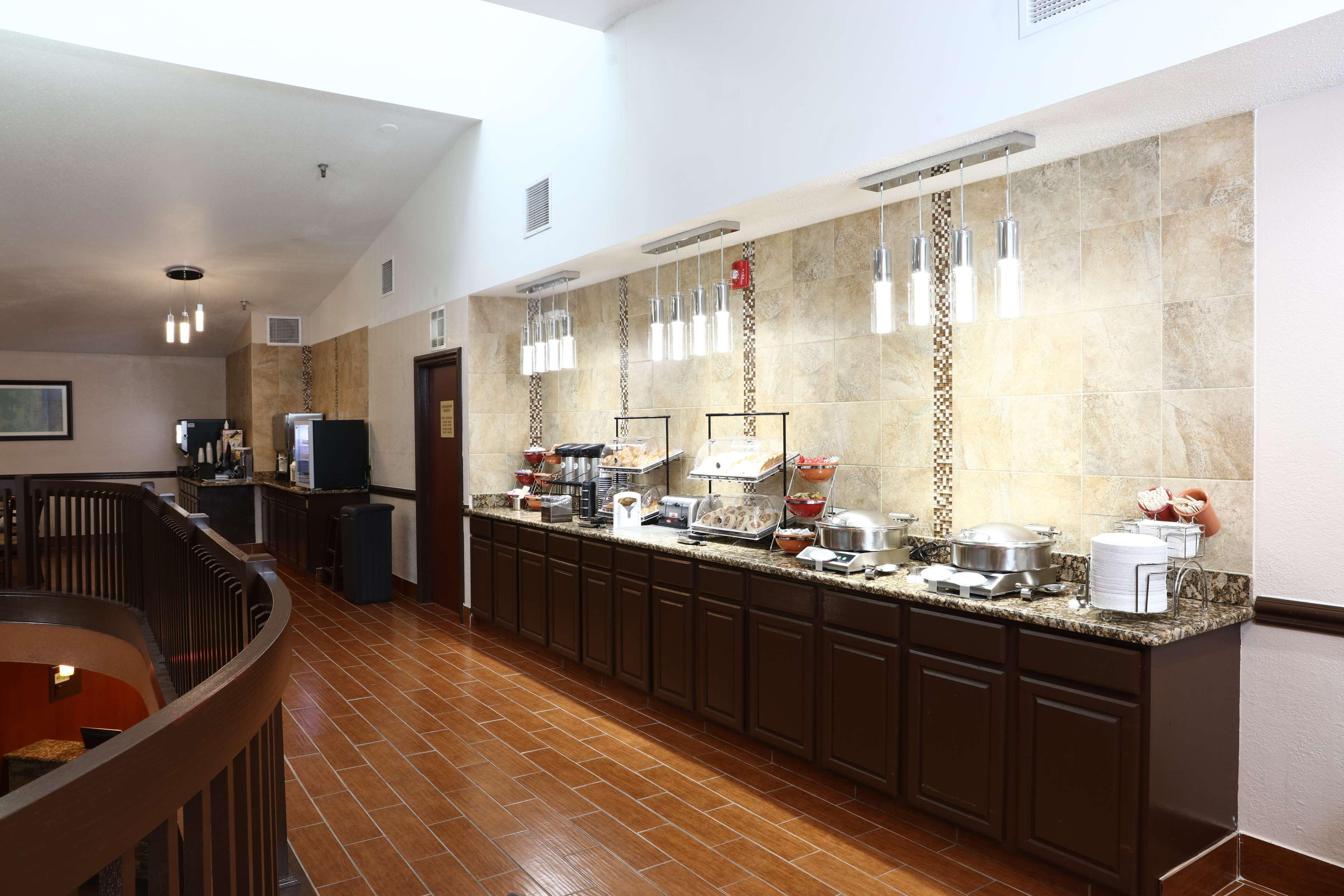 Americinn By Wyndham Grand Rapids Airport North 3*