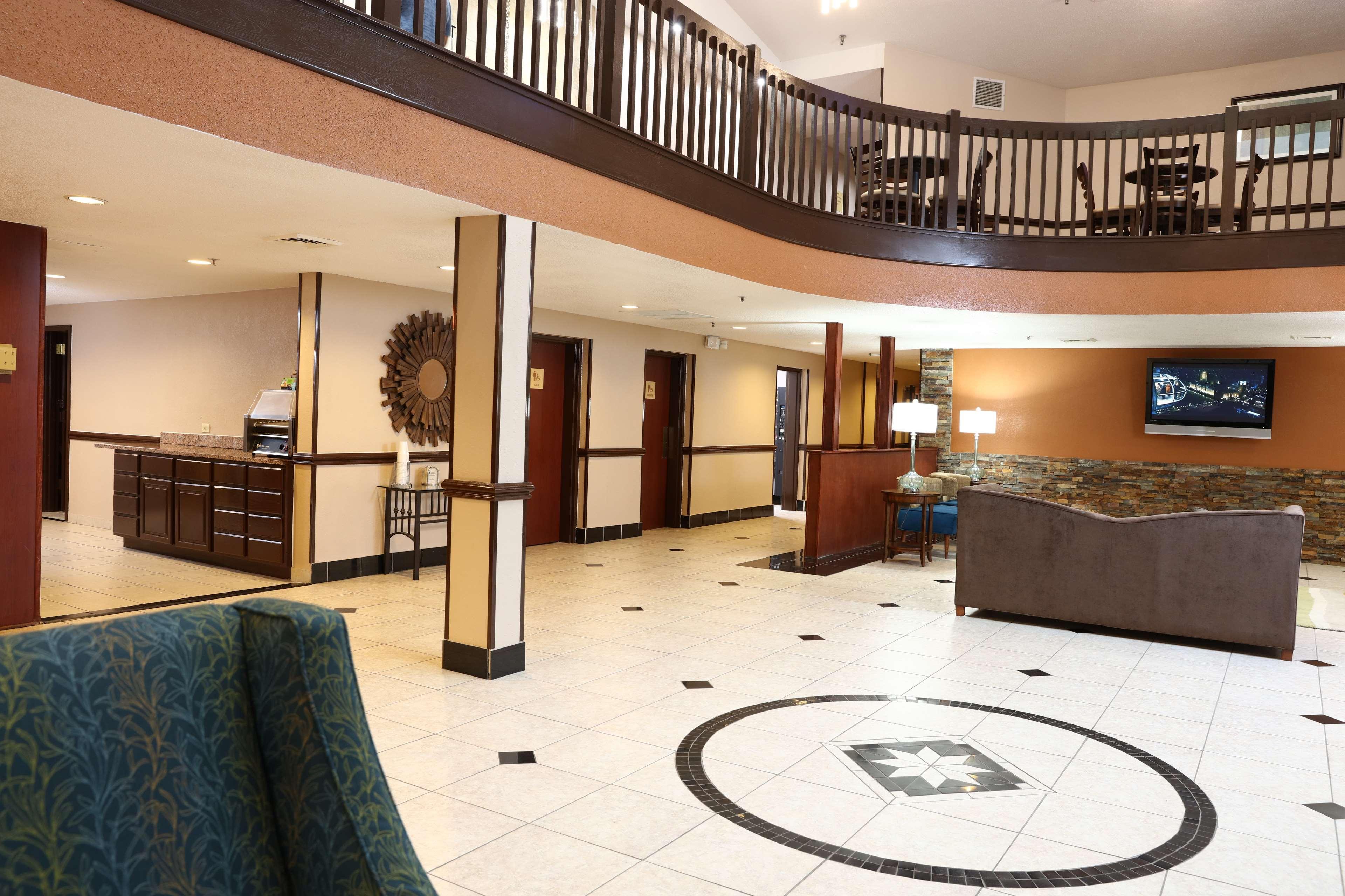 Hotel Americinn By Wyndham Grand Rapids Airport North Cascade