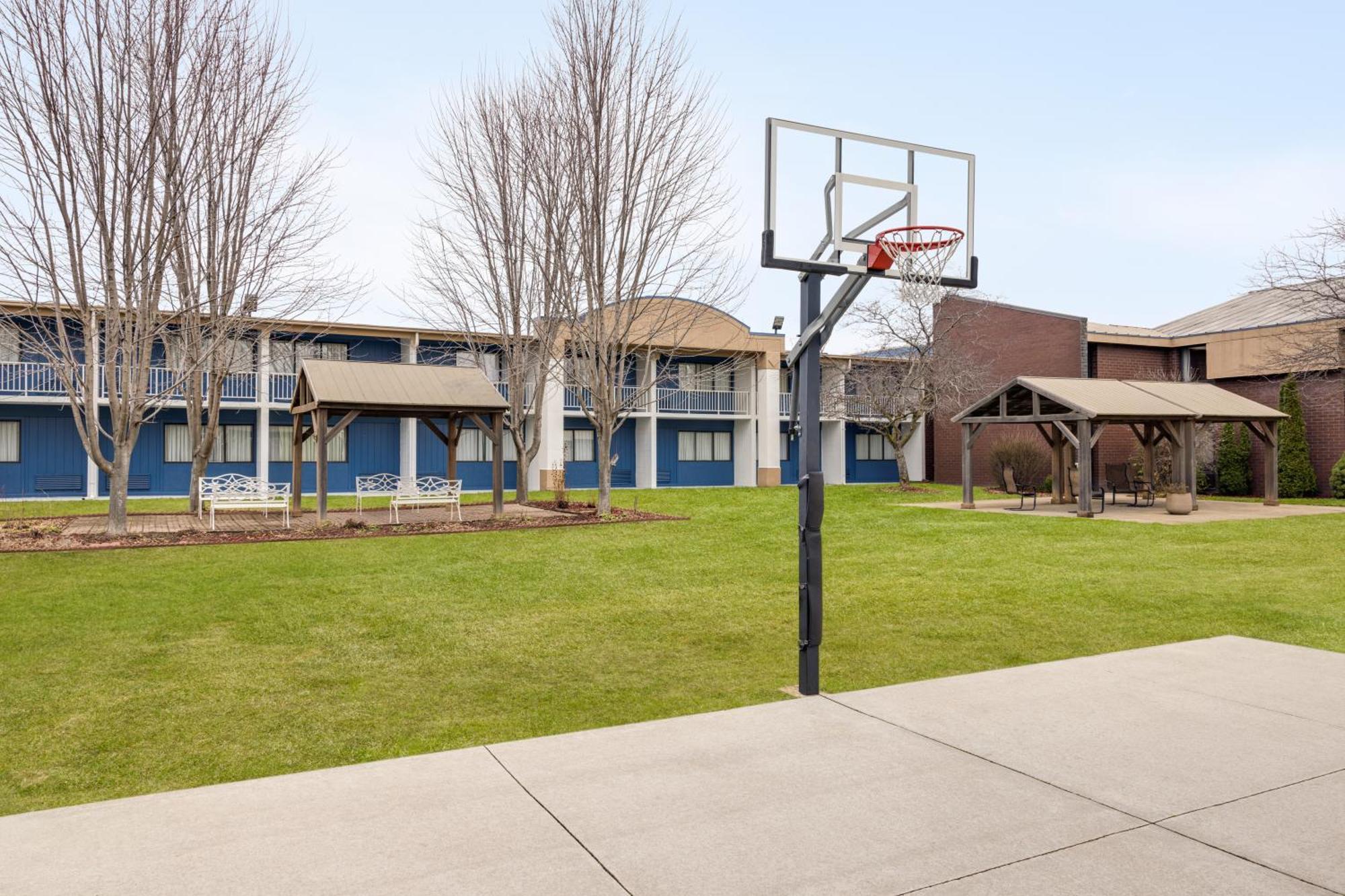 Americinn By Wyndham Grand Rapids Airport North 3*