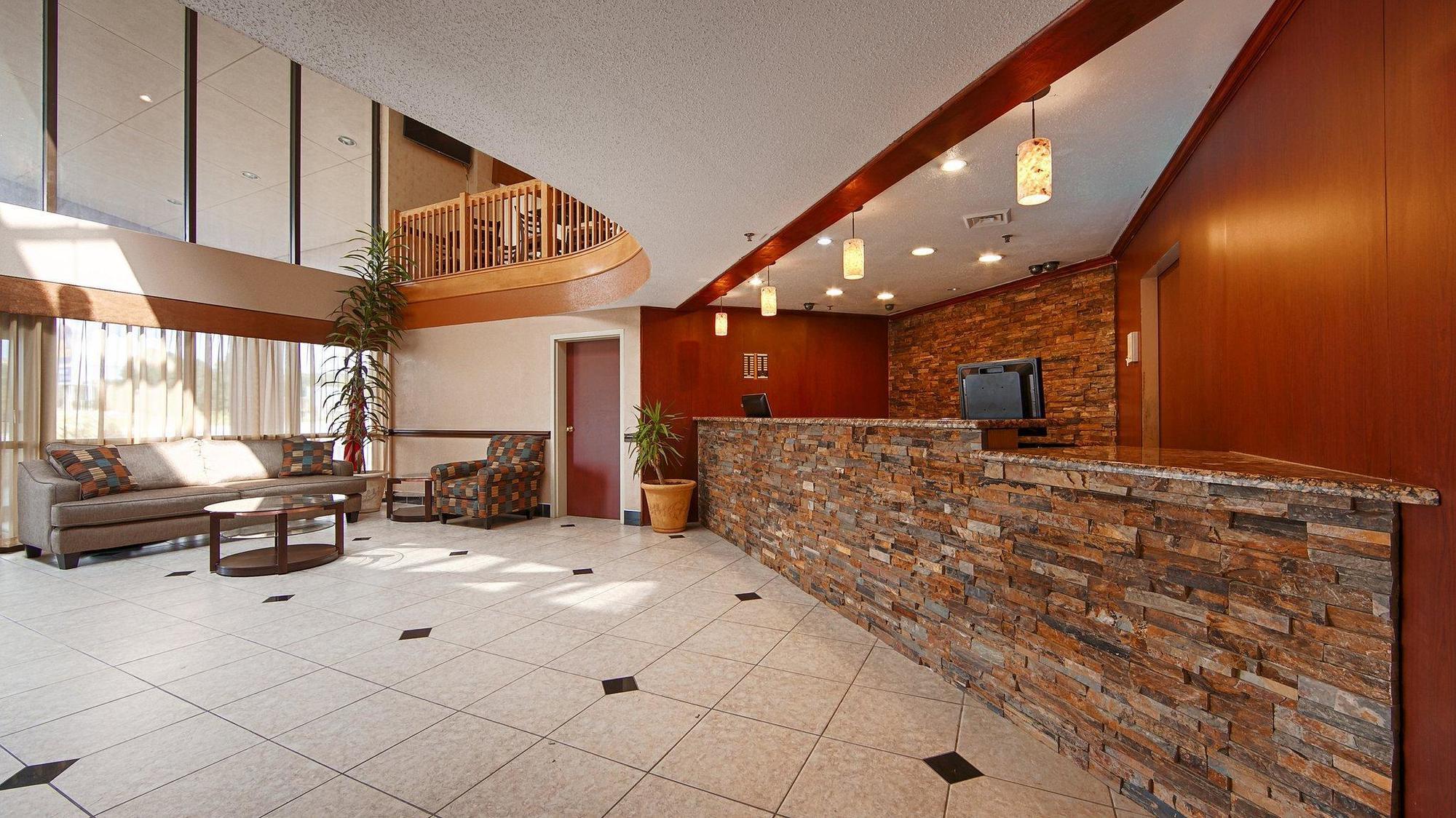 Americinn By Wyndham Grand Rapids Airport North Hotel